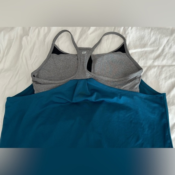 Fabletics: Women’s Sleeveless Top - Picture 5 of 11